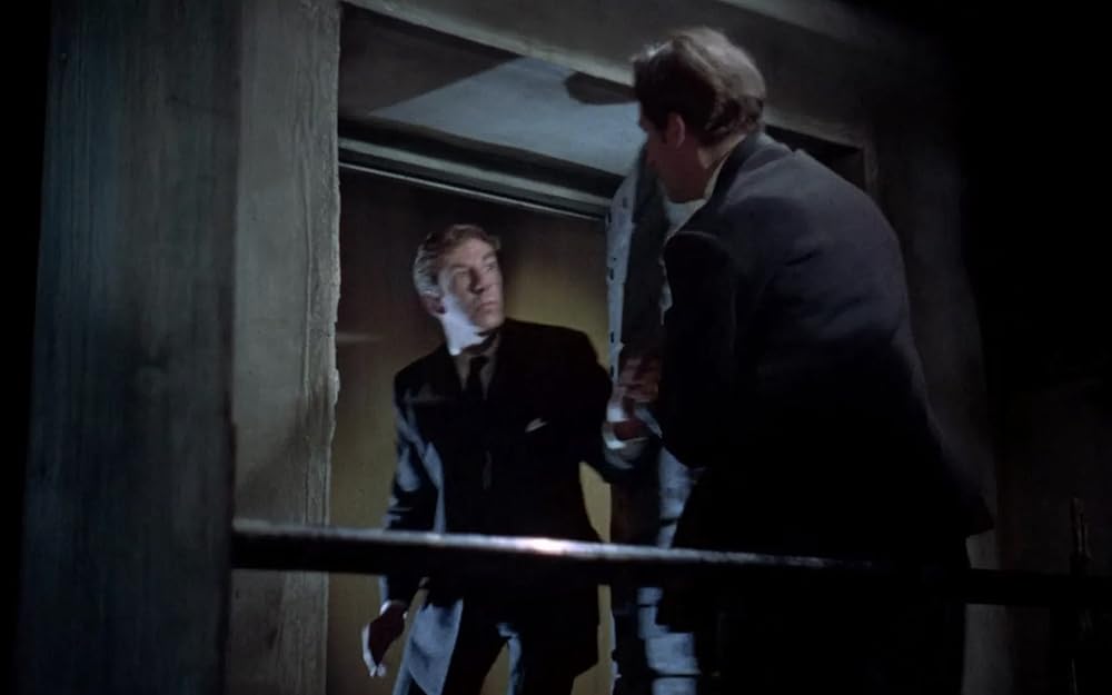 「吸血鬼ドラキュラ」ピーター・カッシング & マイケル・ガフの画像