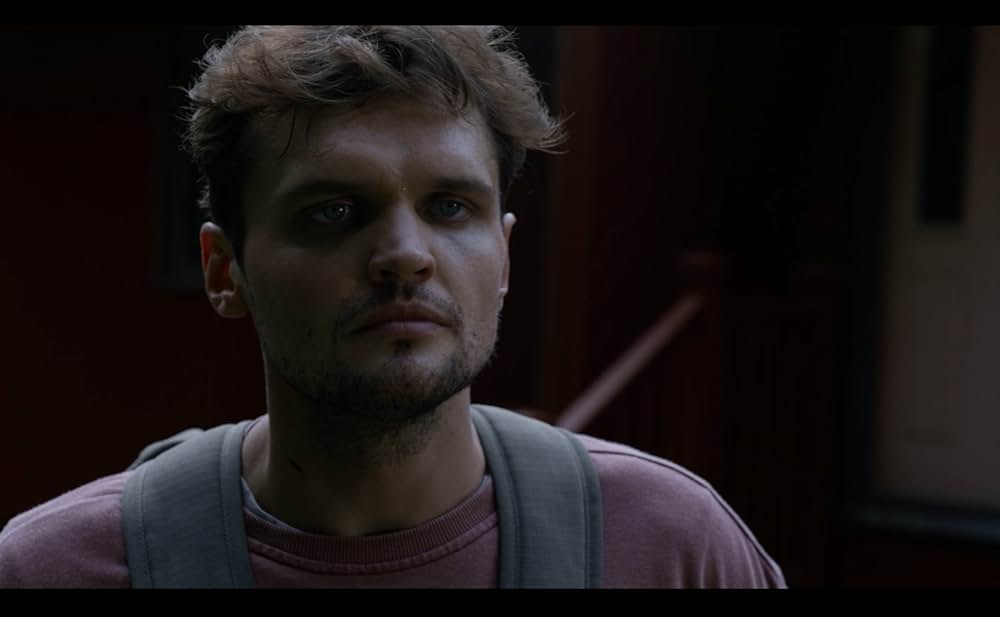 Out of the Blue（原題）の画像