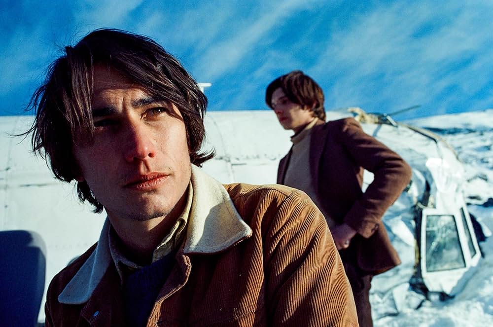 雪山の絆の画像