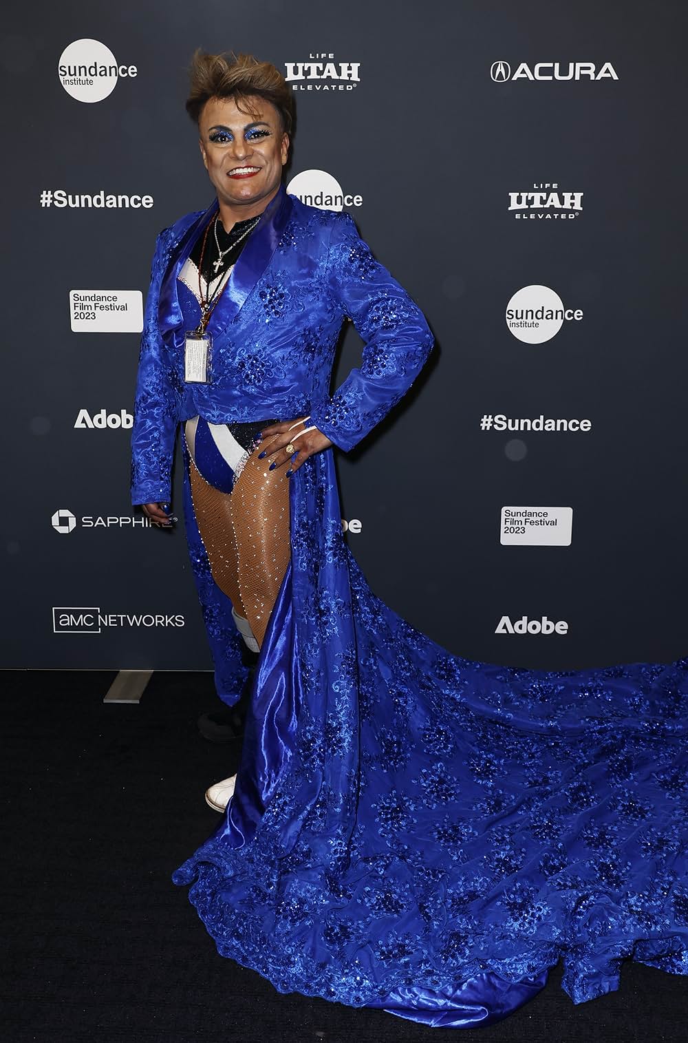 カサンドロ リング上のドラァグクイーンの画像