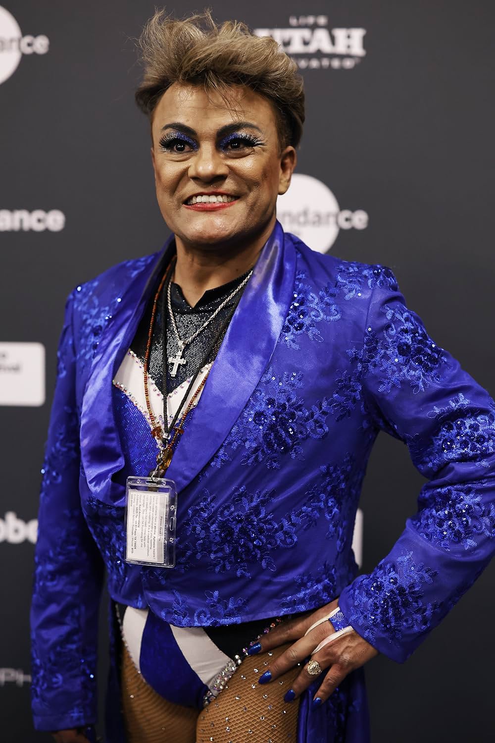 カサンドロ リング上のドラァグクイーンの画像