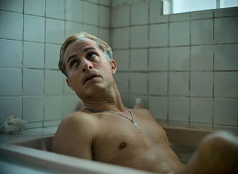 カサンドロ リング上のドラァグクイーンの画像