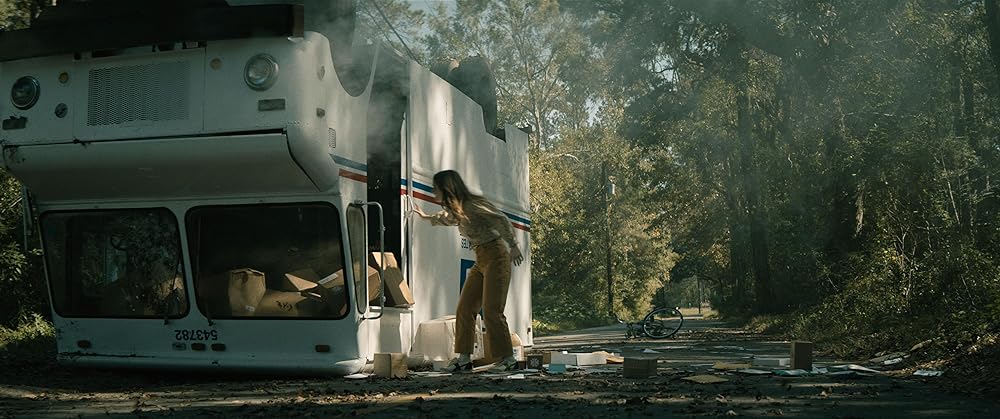 「誰も助けてくれない」ケイトリン・デバーの画像