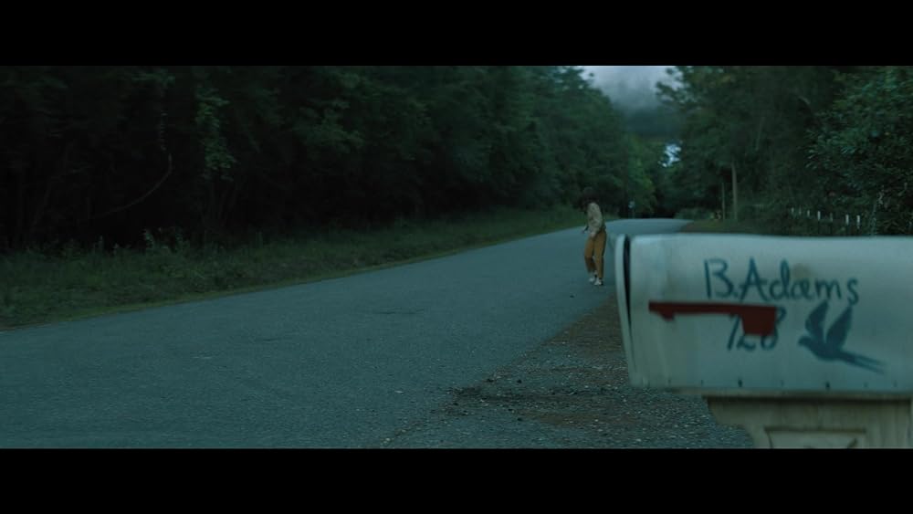 「誰も助けてくれない」の画像