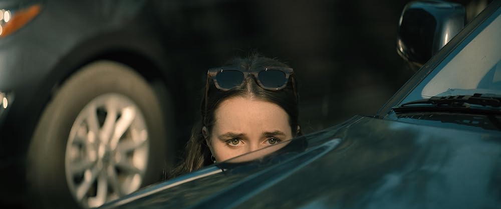 「誰も助けてくれない」ケイトリン・デバーの画像