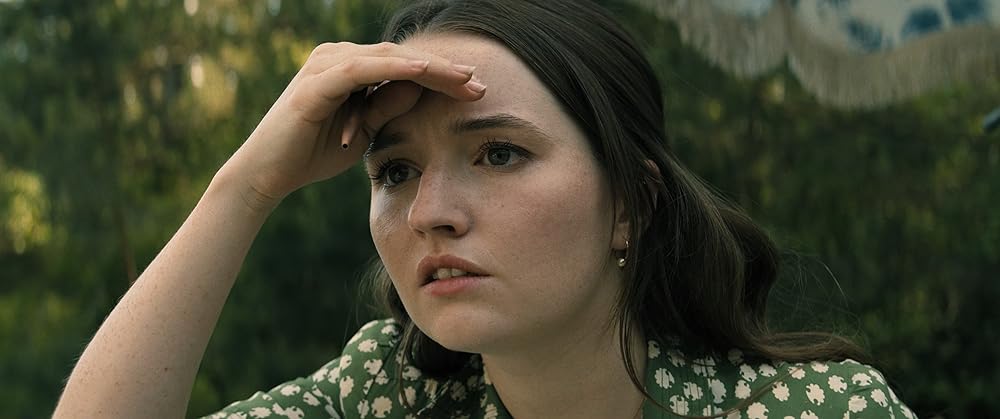 「誰も助けてくれない」ケイトリン・デバーの画像