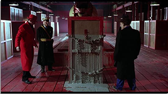 「ディック・トレイシー」アル・パチーノ & ウィリアム・フォーサイス & マーシャル・ベルの画像