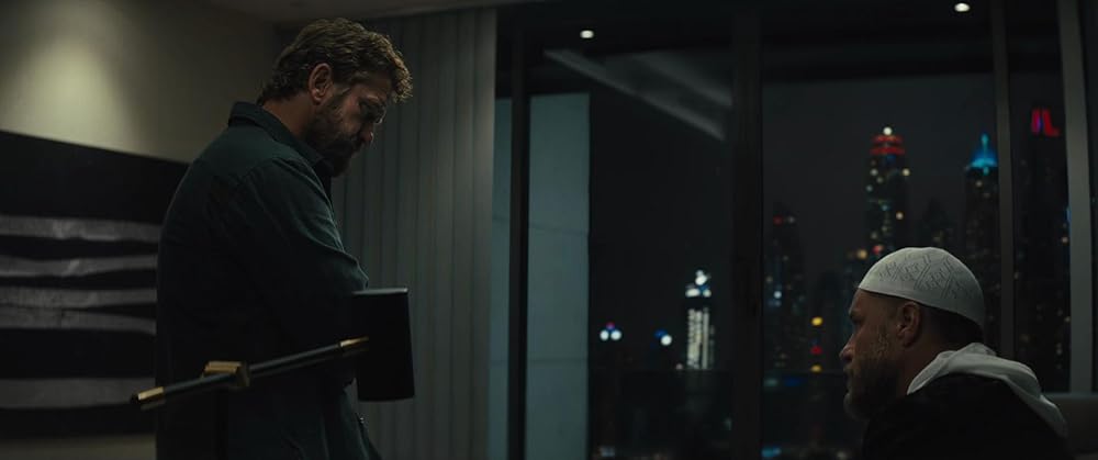 「カンダハル 突破せよ」ジェラルド・バトラー & トラビス・フィメルの画像