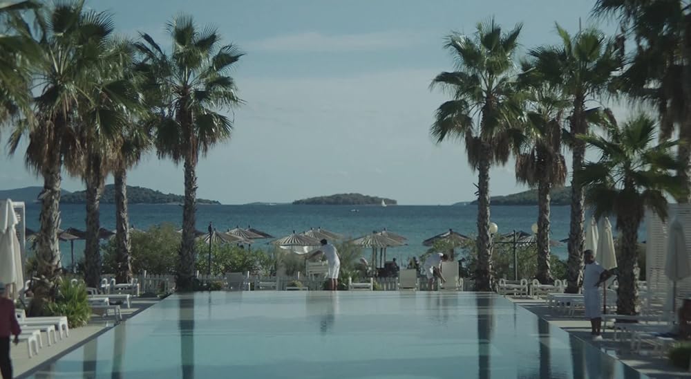 インフィニティ・プールの画像