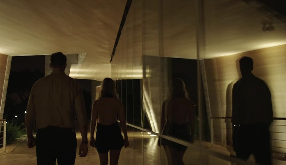 インフィニティ・プールの画像