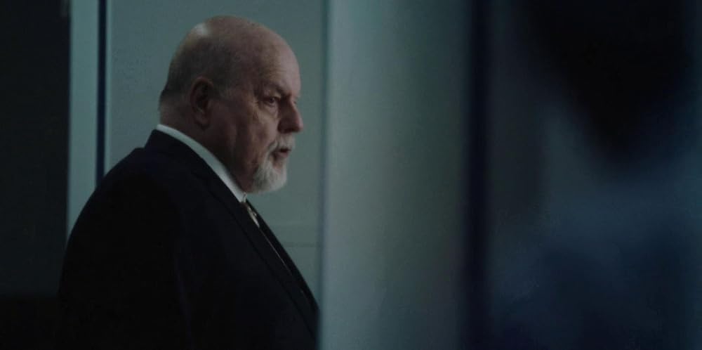 「ブラックベリー」マイケル・アイアンサイドの画像