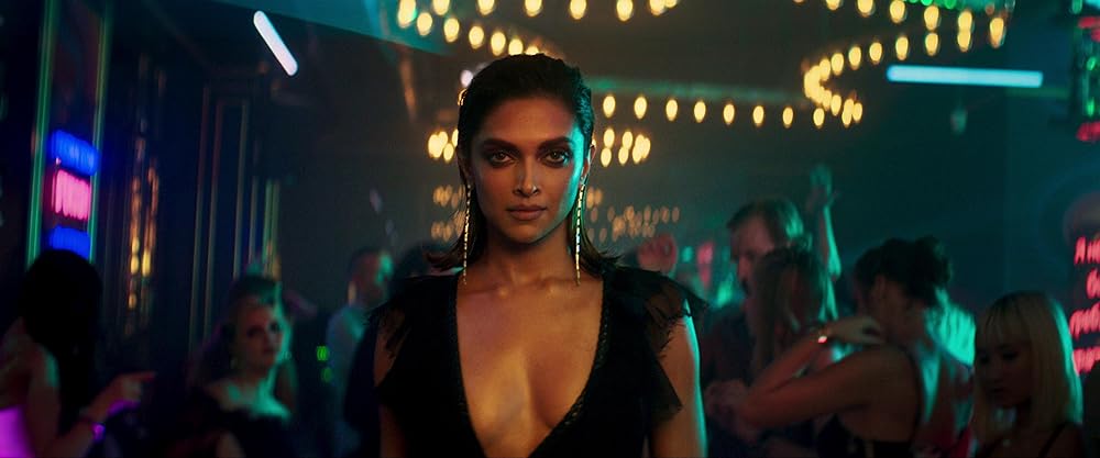 「PATHAAN／パターン」ディーピカー・パードゥコーンの画像