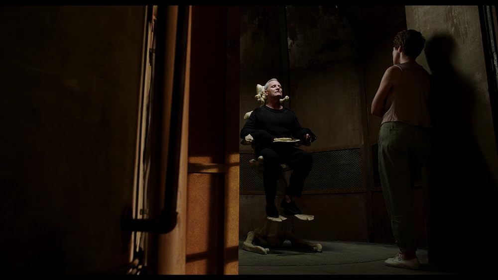 「クライムズ・オブ・ザ・フューチャー」ビゴ・モーテンセン & レア・セドゥの画像