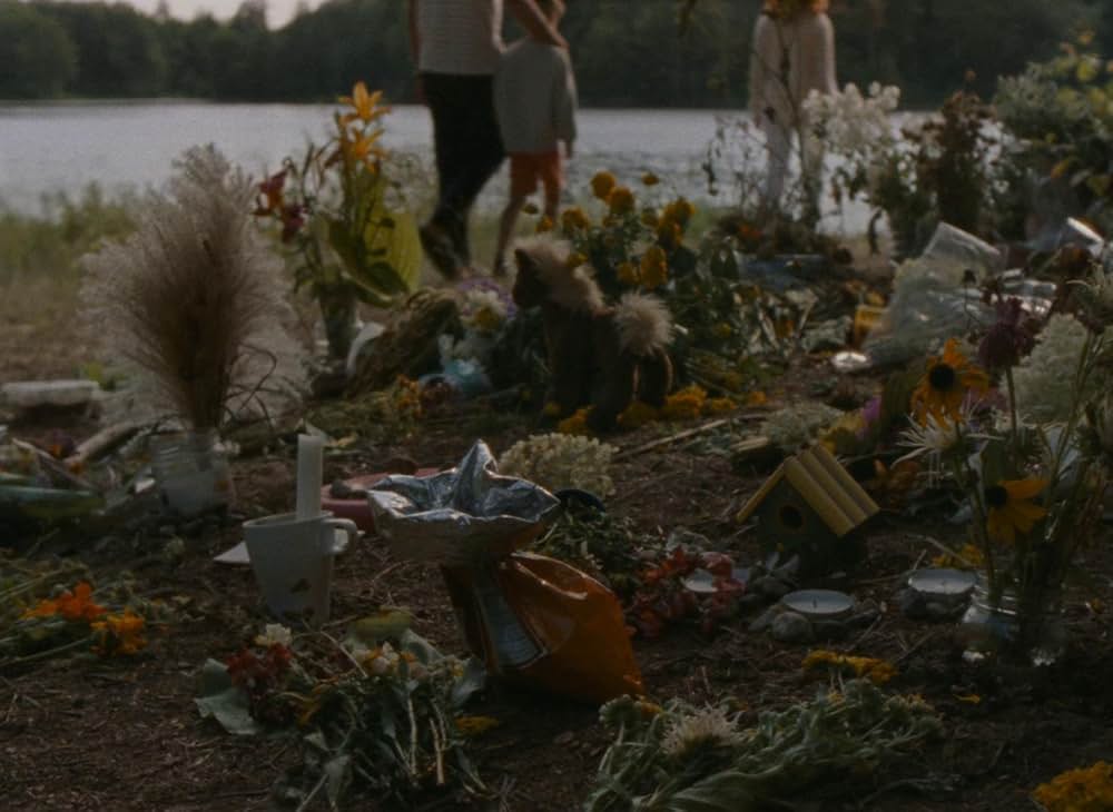 ファルコン・レイクの画像