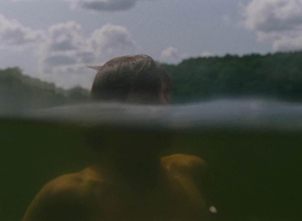 ファルコン・レイクの画像