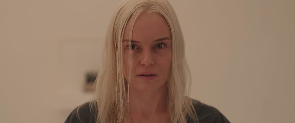 The Immaculate Room（原題）の画像