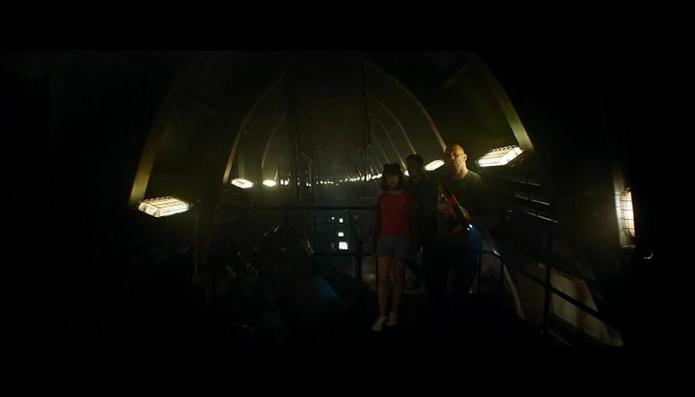 MEG ザ・モンスターズ2の画像