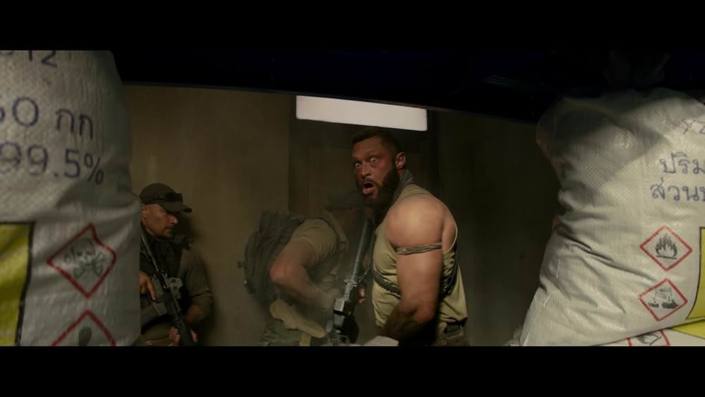 MEG ザ・モンスターズ2の画像