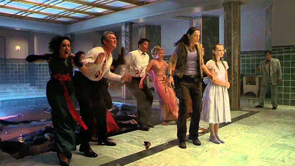 「ゴーストシップ」ジュリアナ・マーグリーズ & エミリー・ブラウニングの画像