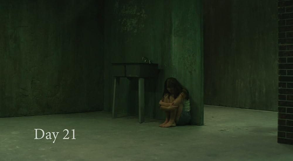 ガール・イン・ザ・ベースメントの画像