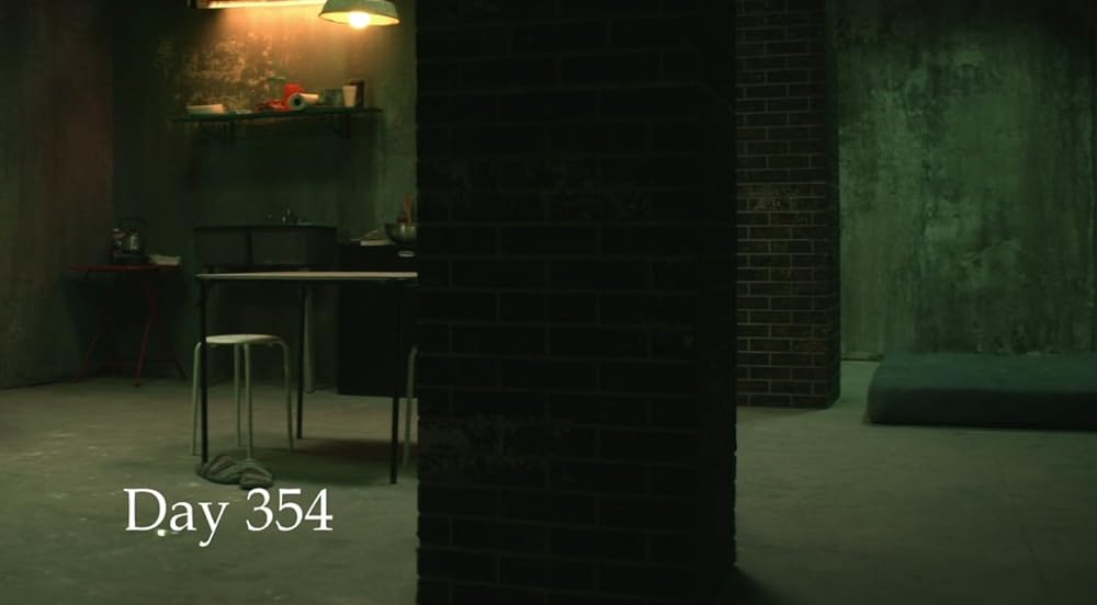 ガール・イン・ザ・ベースメントの画像