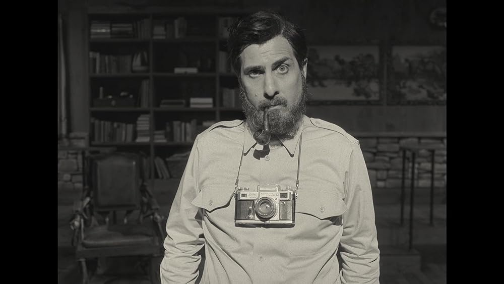 「アステロイド・シティ」ジェイソン・シュワルツマンの画像