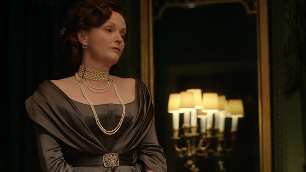 夜の来訪者の画像