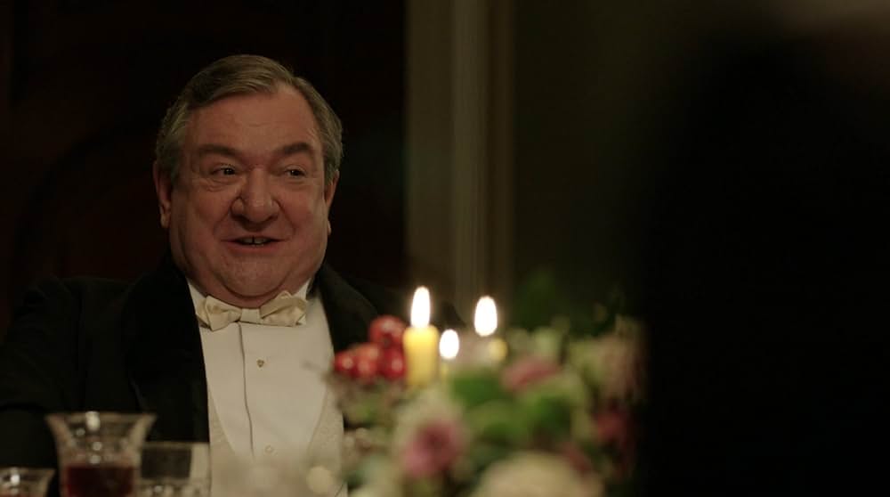 夜の来訪者の画像