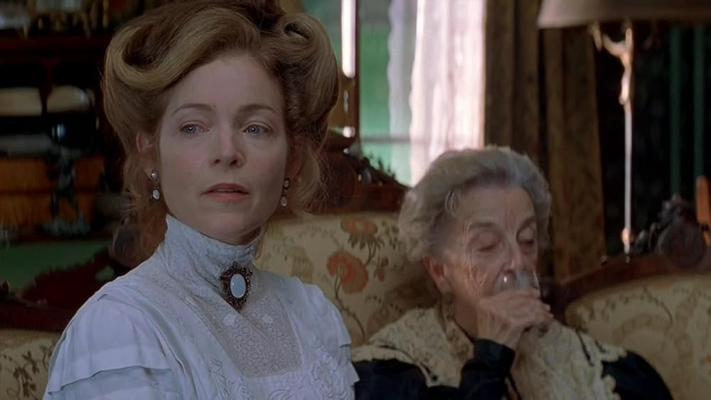 「エバーラスティング 時をさまようタック」エイミー・アービングの画像