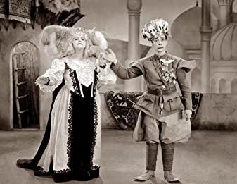 キートンのエキストラの画像