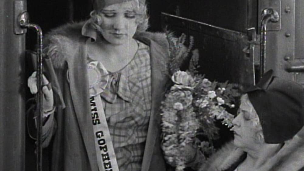 キートンのエキストラの画像