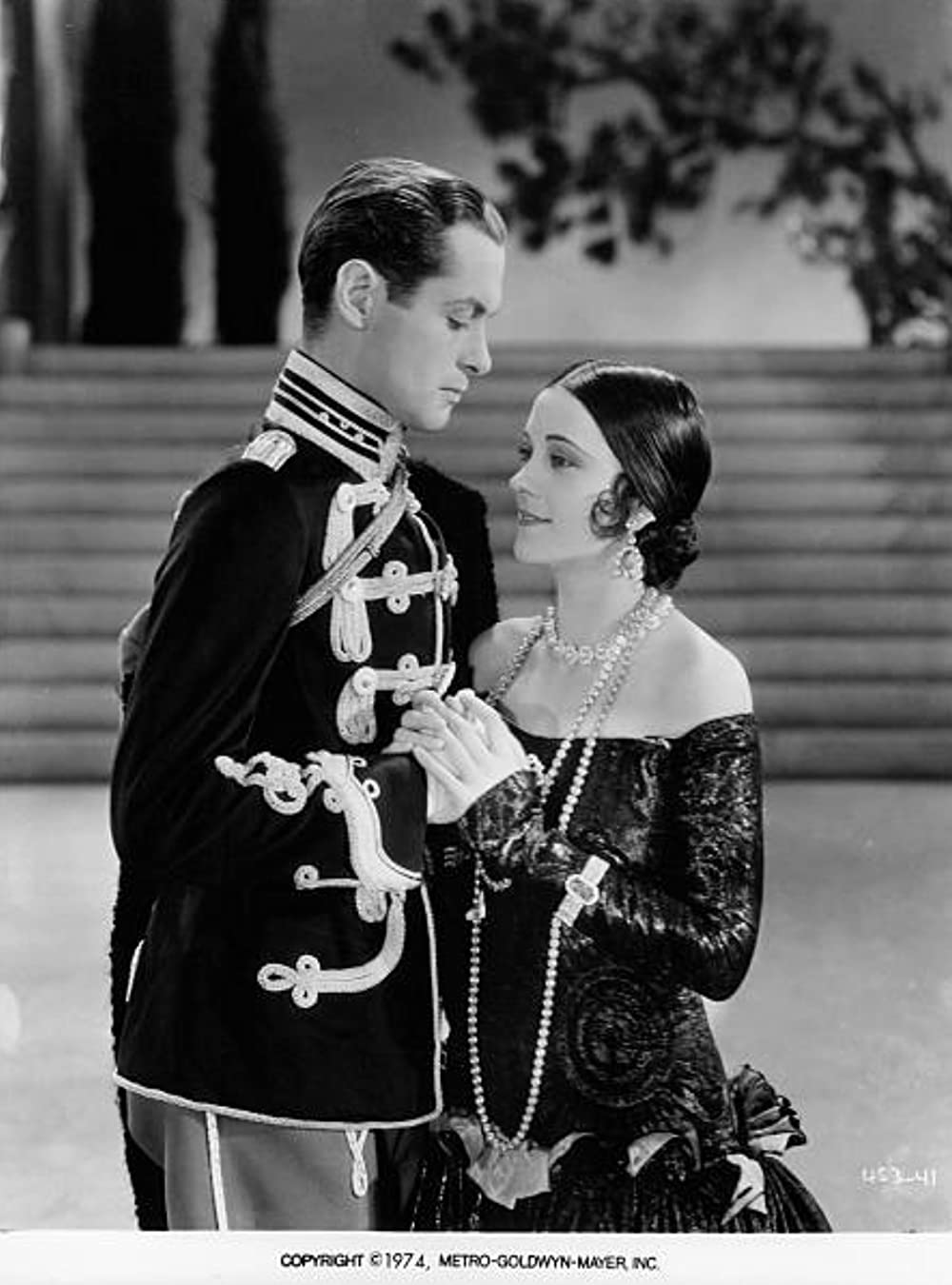 キートンのエキストラの画像