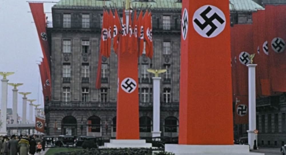 普通の人びと：彼らを駆り立てる狂気の画像