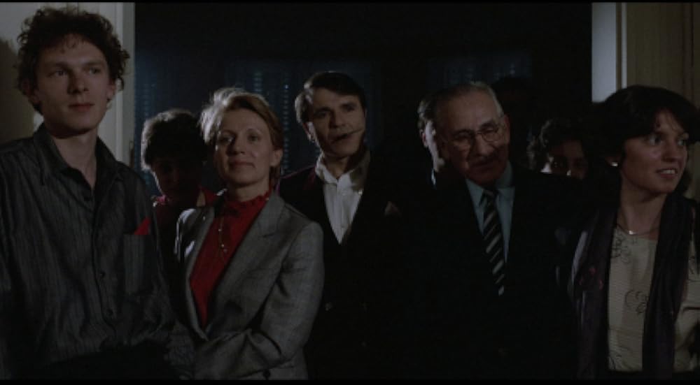 地に堕ちた愛の画像