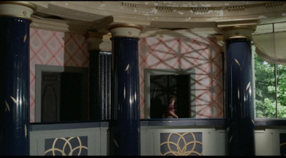 地に堕ちた愛の画像