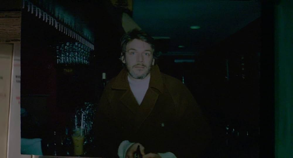 落下の解剖学の画像