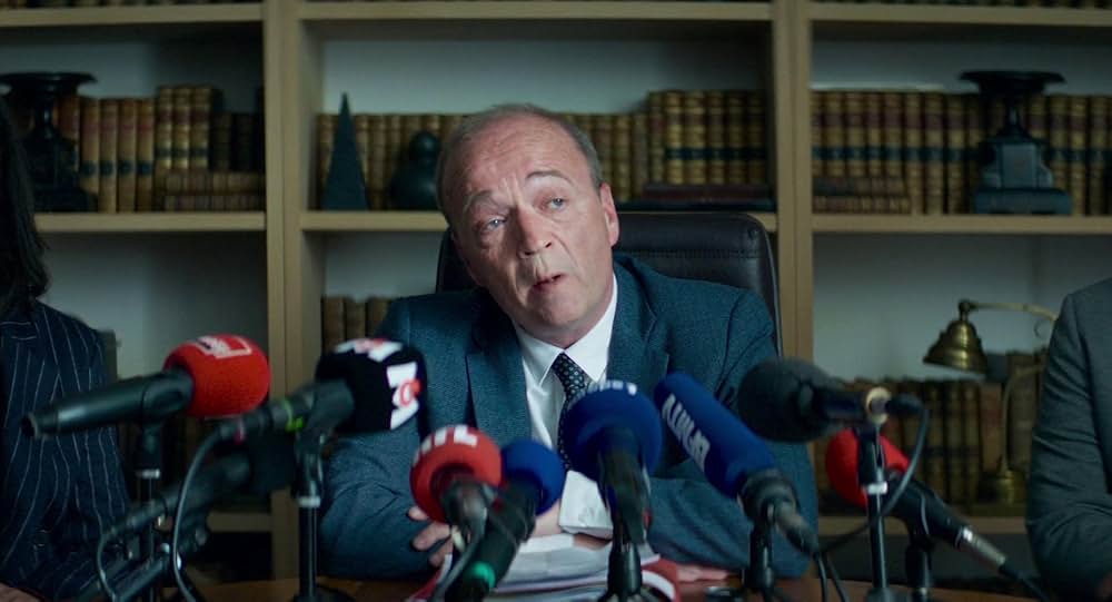 落下の解剖学の画像