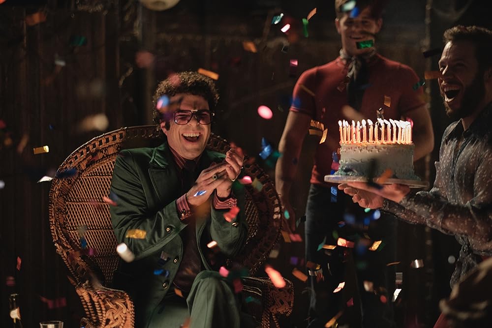 「ボーイズ・イン・ザ・バンド」ザッカリー・クイント & ロビン・デ・ヘスス & Charlie Carverの画像