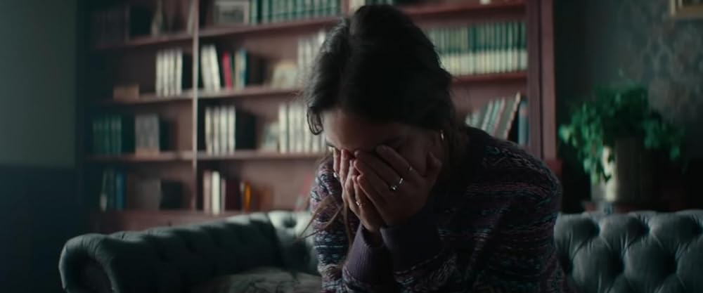 「ローラは眠れない」ケイトリン・ステイシーの画像