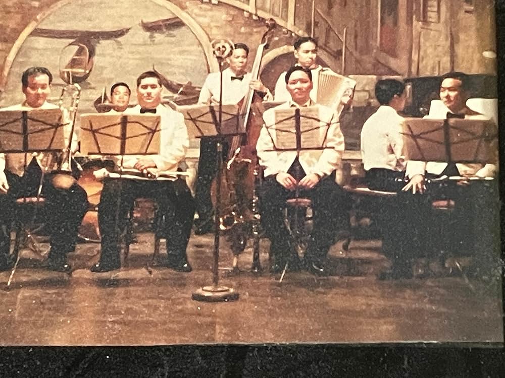 愛と哀しみの旅路の画像