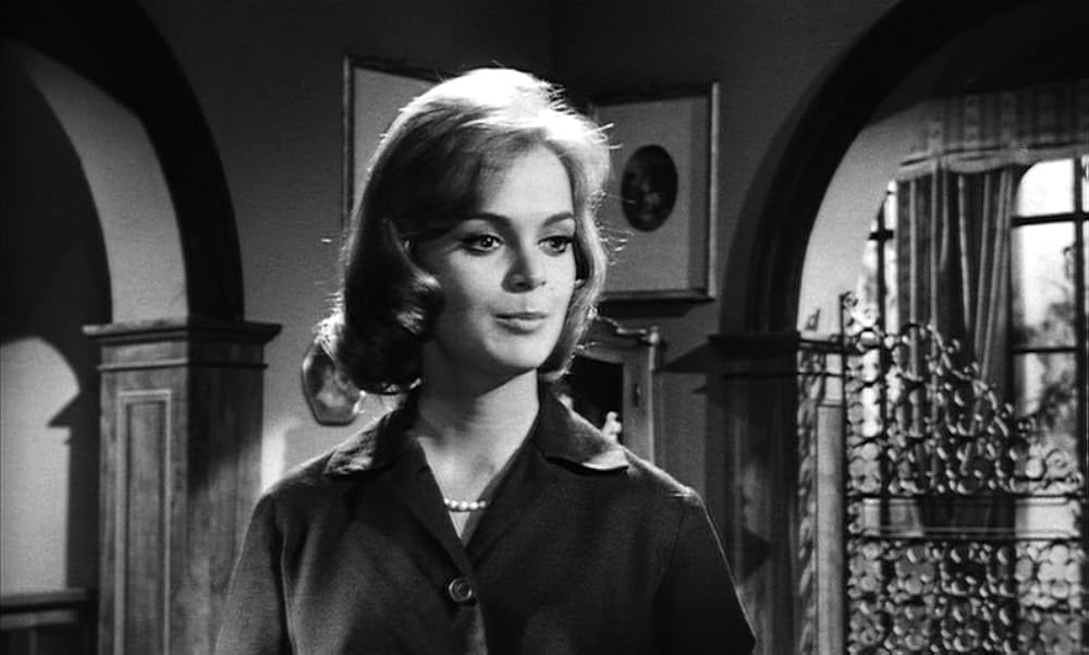 知りすぎた少女の画像