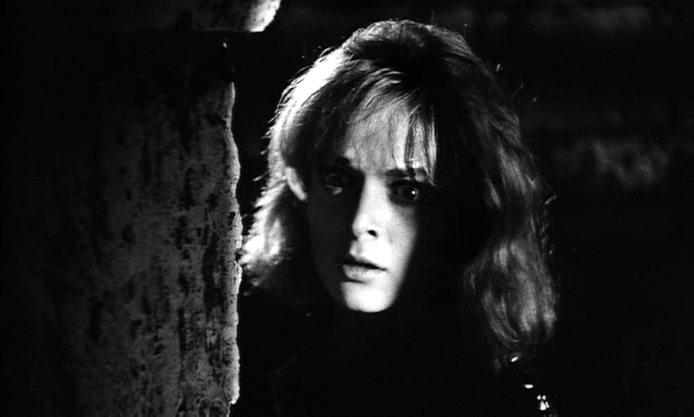 知りすぎた少女の画像