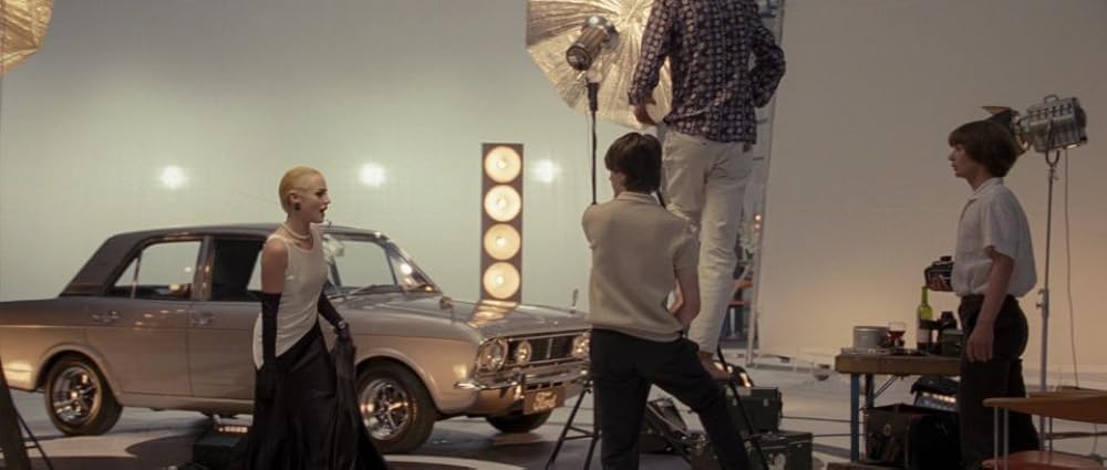 「ファクトリー・ウーマン」ジェイミー・ウィンストンの画像