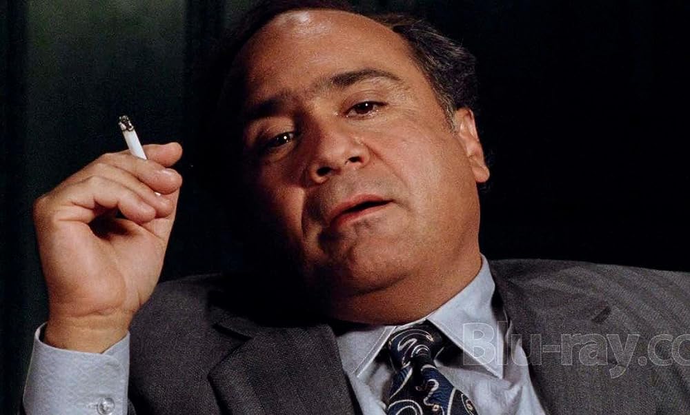 「ローズ家の戦争」ダニー・デビートの画像