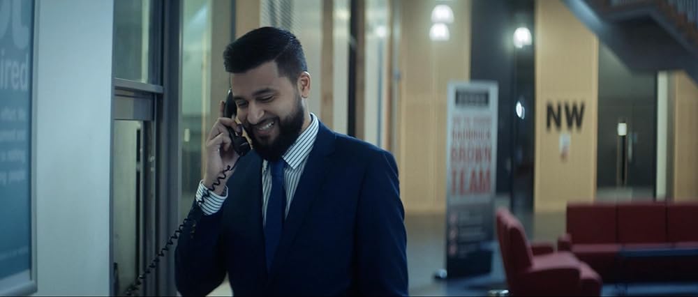 メイク・ミー・フェイマスの画像