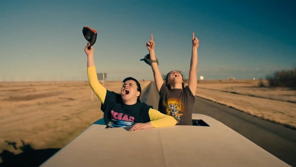 「Unpregnant（原題）」ヘイリー・ルー・リチャードソン & Barbie Ferreiraの画像