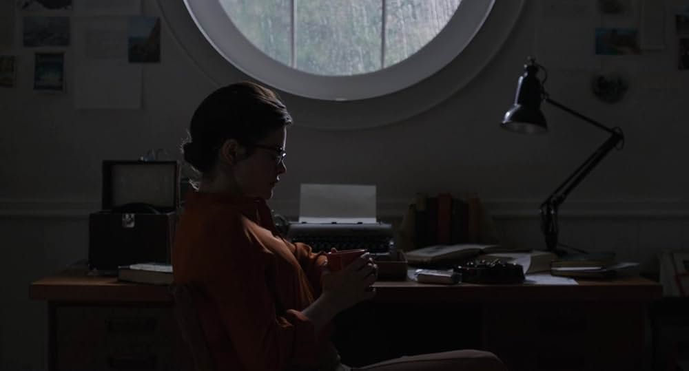 呪われし家に咲く一輪の花の画像