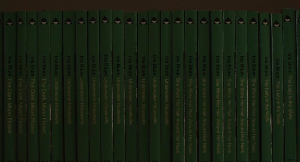 呪われし家に咲く一輪の花の画像