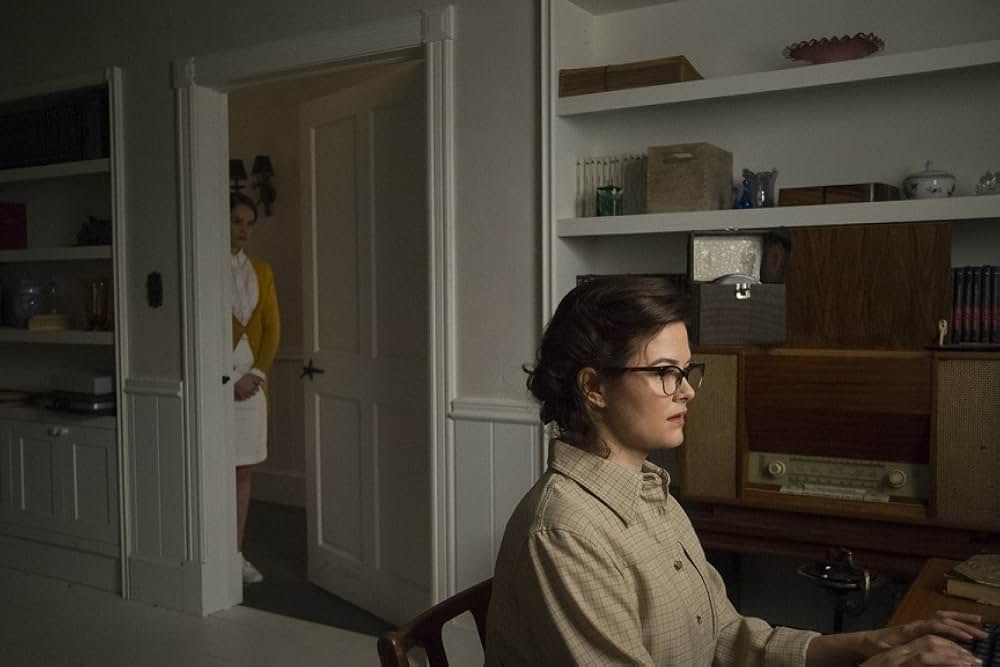 呪われし家に咲く一輪の花の画像