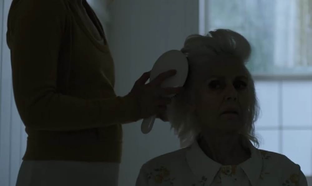 呪われし家に咲く一輪の花の画像